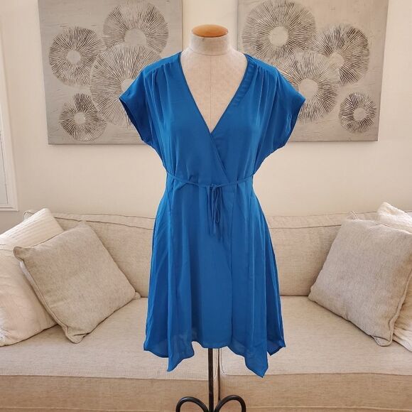 One One Six: Waist-Tie Faux-Wrap Mini Dress size XS in Blue- NEW - Picture 3 of 11